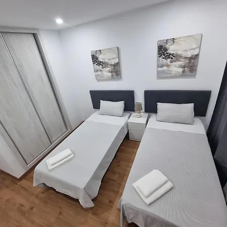 Casa Liotro 2, Comfortable, Panoramic,central, Near The Sea,swimming Pool,wifi,terrace Apartament Los Cristianos (Tenerife)