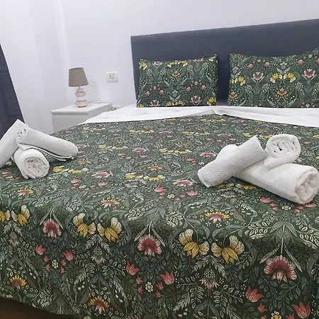 Lejlighed Casa Liotro Comfortable, Panoramic,central, Near The Sea,swimming Pool,wifi,terrace Los Cristianos (Tenerife)